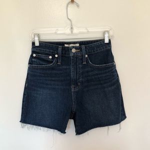 Madewell Curvy High-Rise Denim Shorts in Canterdale Wash 25
